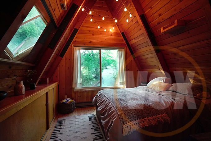 15 Best A-Frame Cabins On Airbnb  4